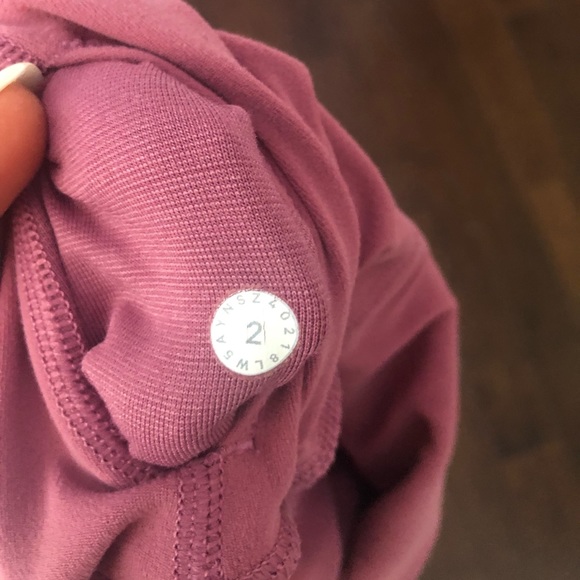 **Rare mauve/pink Lululemon Align leggings - Picture 3 of 3